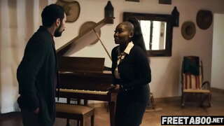 Takut Buah Dada Agen Real Estat Fucks Pelanggan Untuk Tanah Perjanjian