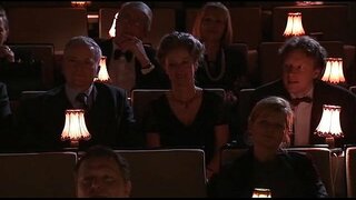 Celia जोन्स - समलिंगी संबंध ठेवणारी स्त्री - उग्र शो एक बाटली आणि एक baseballbat