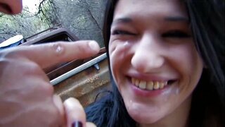 ���िसा मसाला fucked नाही तिच्या विशाल गांड वूड्स मध्ये