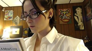 AdalynnX - இழிந்த Fisty பள்ளி பெண் 2