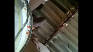 ���े छोटे से स्कर्ट अमीर, सेलफोन